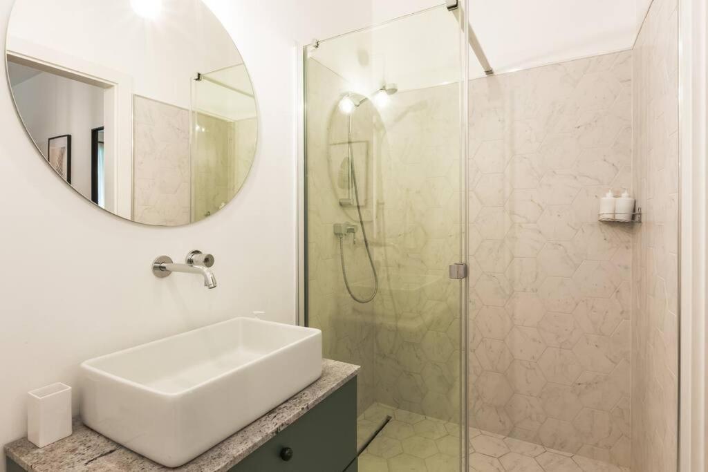 Cute Apartment Perfect For Business And Travel. Warszawa Eksteriør billede